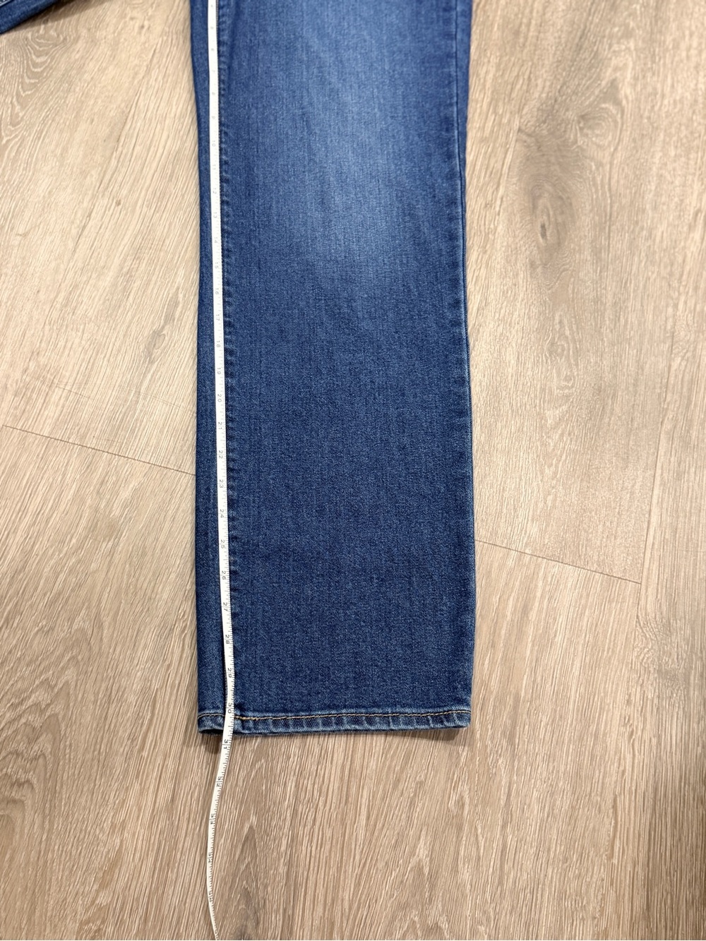 Seven7 Women’s Medium Blue Loose Straight Denim Jeans Size 4 - Picture 8 of 11